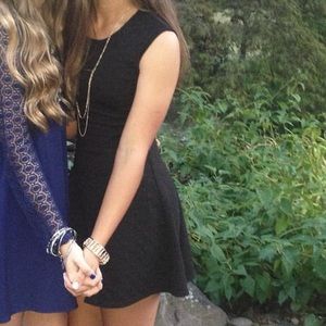 black skater dress